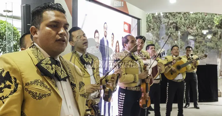 mariachis en Av. Vasco de Quiroga Gustavo A. Madero